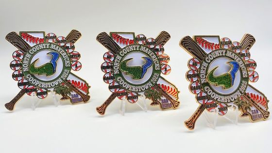 Mua Custom 1.5in Soft Enamel Lapel Pins cho thương hiệu và danh tính công ty online manufacture