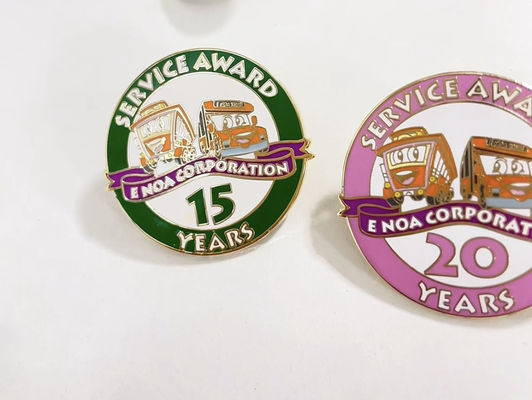 Mua Bàn tay kim loại bọc kim loại tùy chỉnh Đèn mịn cứng Lapel Pin Quà tặng kinh doanh Đèn thiết kế logo kim loại Cho quần áo online manufacture