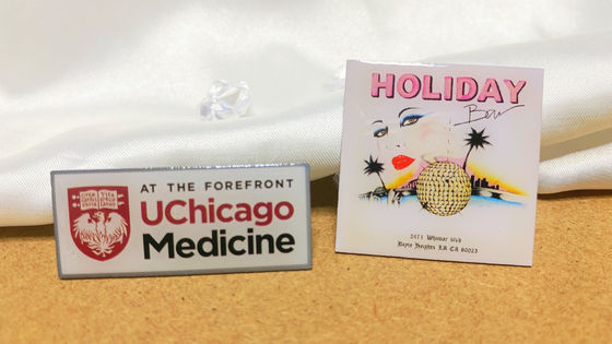 Mua Custom Lapel Pin and Metal Badge with 2D/3D Design Epoxy Coating and Zinc Alloy Material online manufacture