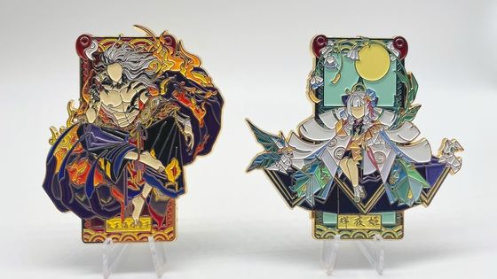 Mua Custom Iron Lapel Pins with Soft Enamel in Customer Size and Custom Color for Branding online manufacture