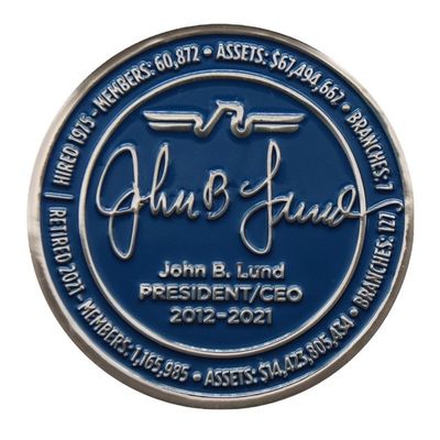 Giá tốt. Đồng xu thách thức tùy chỉnh với logo 3D khắc bằng laser và bọc vàng cho quà lưu niệm và mục đích kỷ niệm trực tuyến