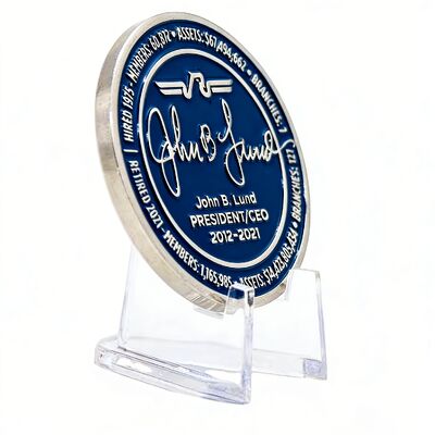 Giá tốt. Đồng xu thách thức tùy chỉnh hai mặt 2 inch - 2.5 inch với bọc đồng/vàng cổ và thiết kế tùy chỉnh trực tuyến