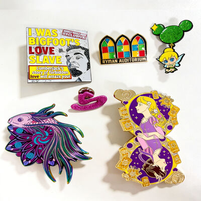 Giá tốt. Custom Metal Lapel Pin với Logo cá nhân hóa màu sắc lấp lánh và tùy chọn kích thước của khách hàng trực tuyến