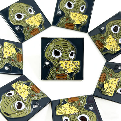 Giá tốt. Nhận làm huy hiệu cài áo tùy chỉnh đường kính 35mm, dày 1.5mm với mẫu nhanh 5-7 ngày, bán sỉ. trực tuyến